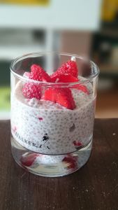 Erdbeeren pflücken und lagern – Chiasamen-Dessert mit Erdbeeren