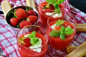 Erdbeeren pflücken und lagern – Erdbeerpüree