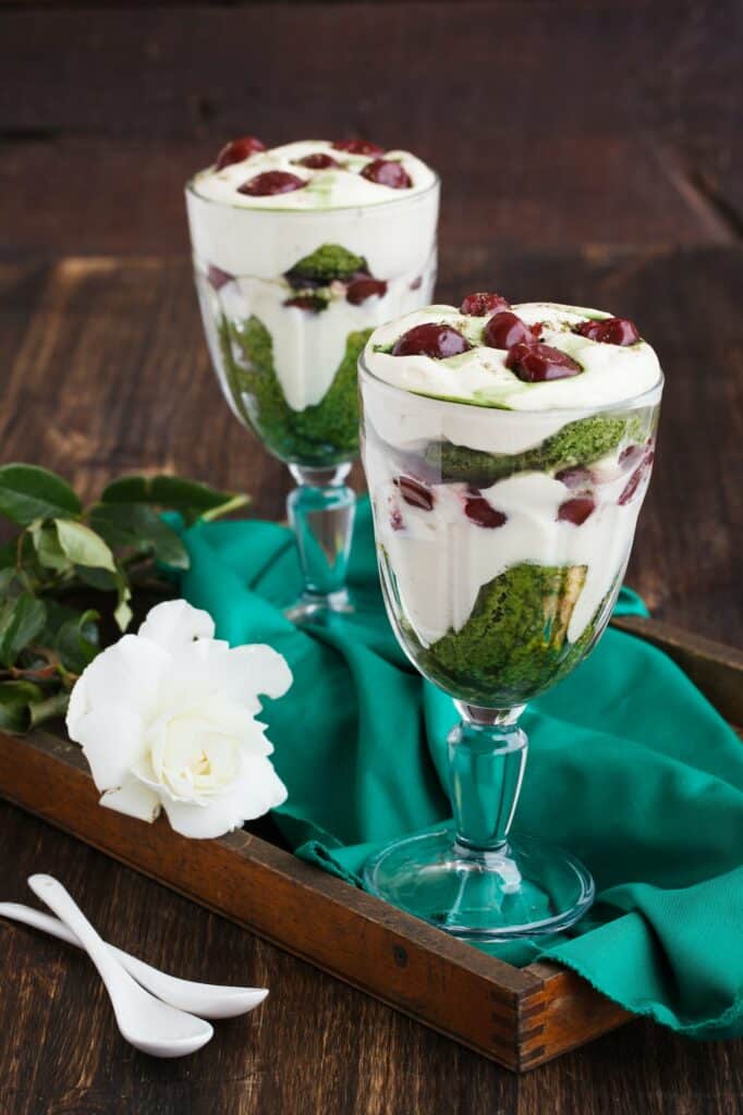 Kirschen in Rum für Tiramisu