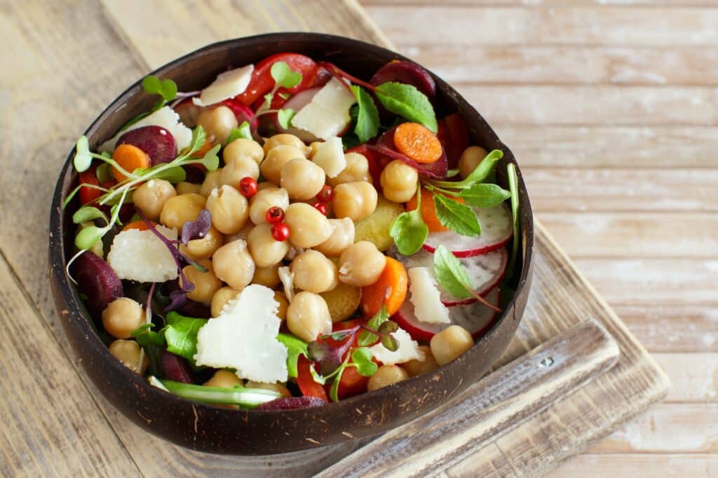Salat mit Kichererbsen