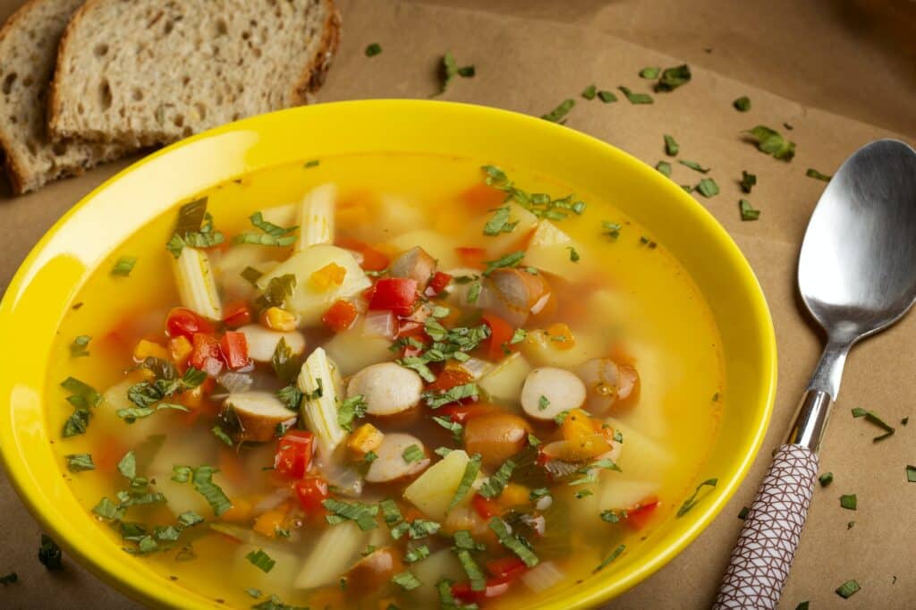 Suppe mit Liebstöckel
