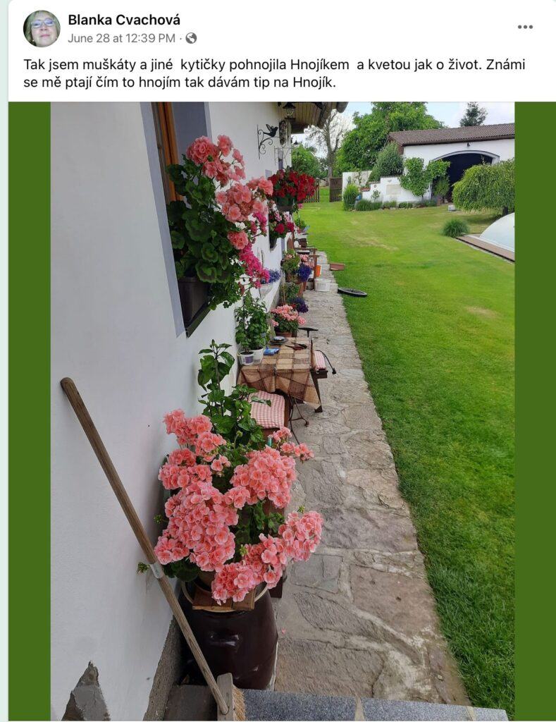 Düngerverpackung mit farbigem Design im Garten