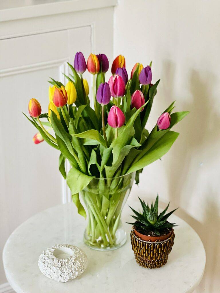 Tulpenstrauß in einer Vase