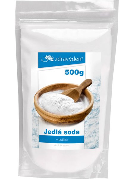 Speisesoda Pulver in einer 500g Verpackung mit Holzlöffel in Holzschale