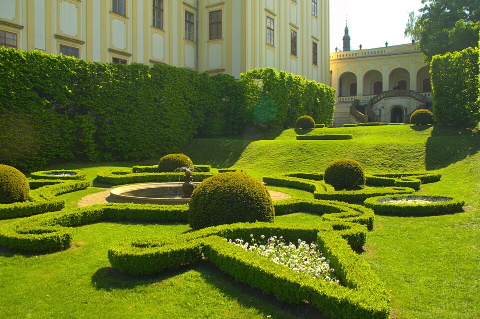 Untere Schlossgarten beim Erzbischöflichen Schloss Kroměříž