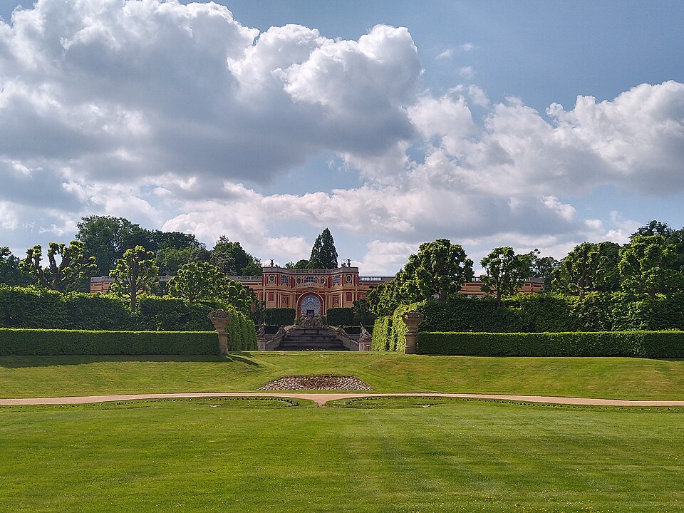 Französischer Garten von Schloss Dobříš