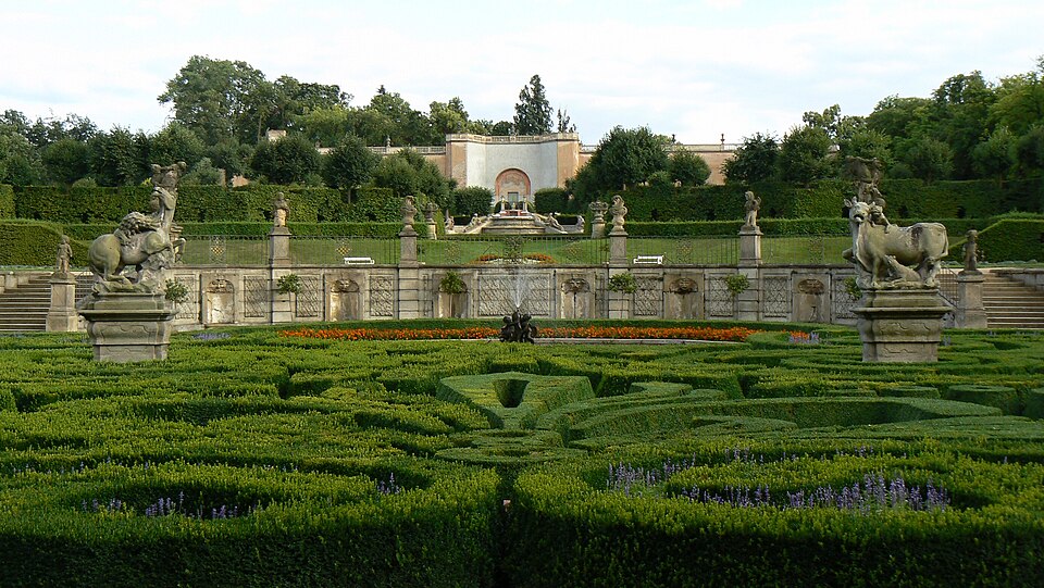 Französischer Park in Dobříš