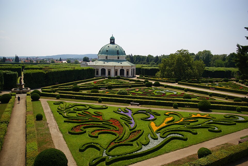 Park des Blumengartens in Kroměříž