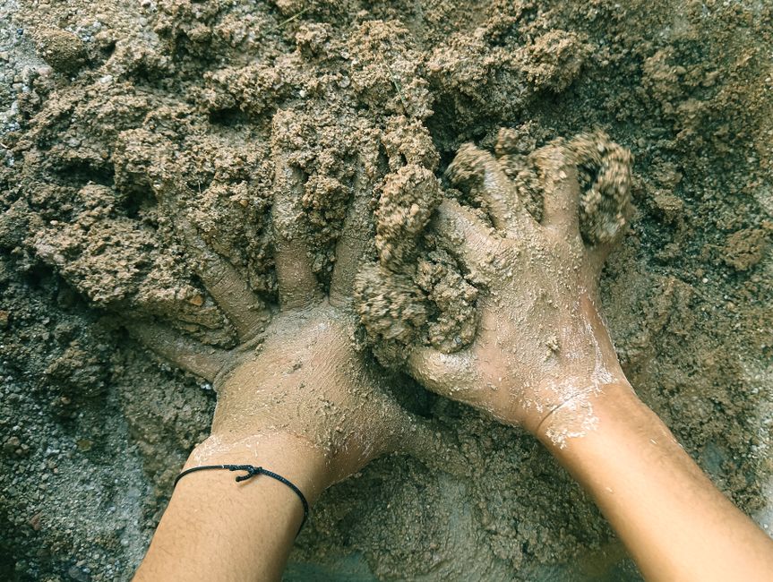 Sandboden in der Hand