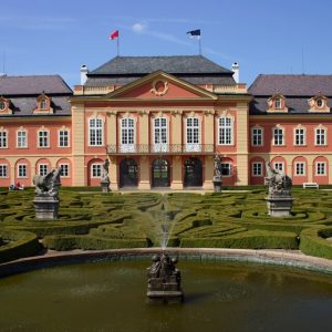 Schlossgärten in Mittelböhmen: Dobříš, Konopiště, Veltrusy und weitere